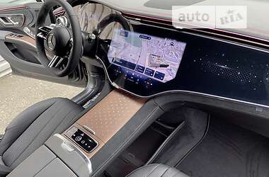 Позашляховик / Кросовер Mercedes-Benz EQS SUV 2023 в 