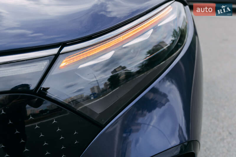 Позашляховик / Кросовер Mercedes-Benz EQS SUV 2022 в Києві