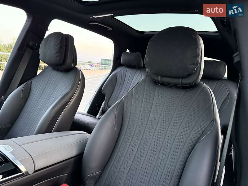 Седан Mercedes-Benz EQS SUV 2023 в Киеве