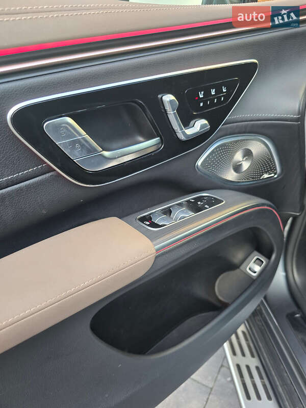 Внедорожник / Кроссовер Mercedes-Benz EQS SUV 2023 в Львове фото 32 Внедорожник / Кроссовер Mercedes-Benz EQS SUV 2023 в Львове