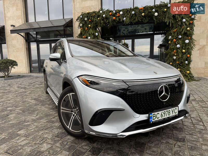 Mercedes-Benz EQS SUV 2023