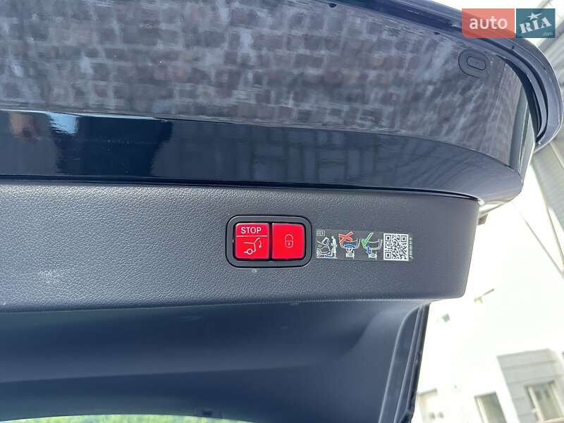 Седан Mercedes-Benz EQS 2021 в Каменском