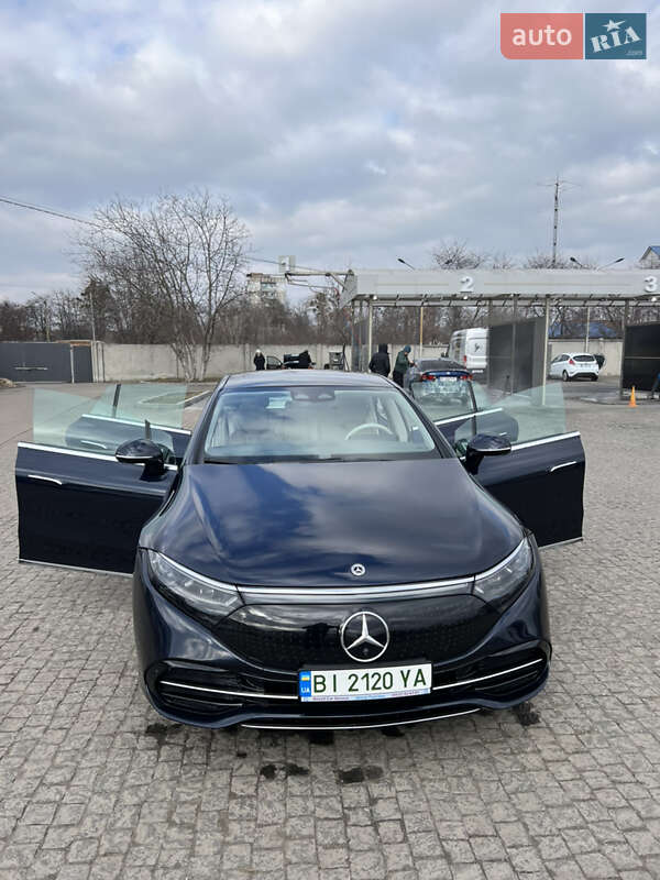 Седан Mercedes-Benz EQS 2022 в Києві