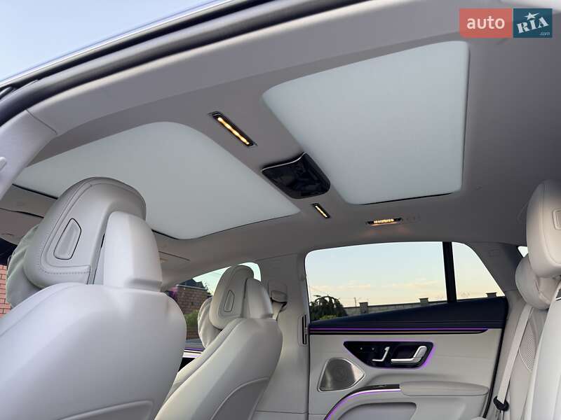 Седан Mercedes-Benz EQS 2022 в Луцке