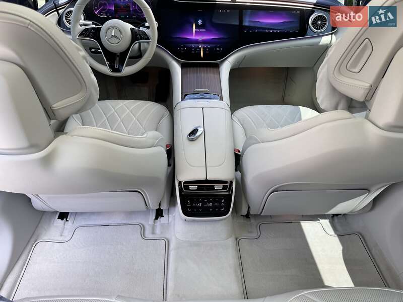 Седан Mercedes-Benz EQS 2022 в Луцке