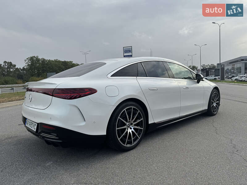 Седан Mercedes-Benz EQS 2022 в Киеве