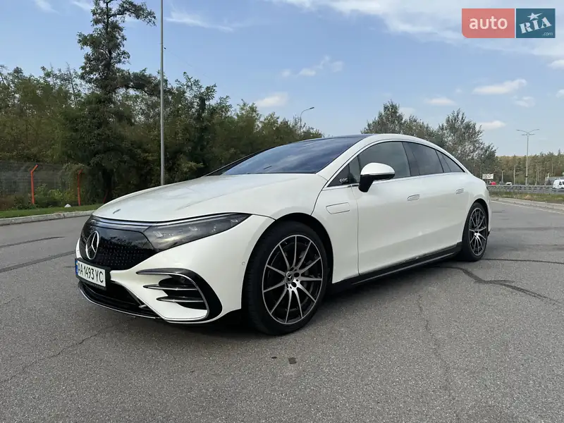 Mercedes-Benz EQS