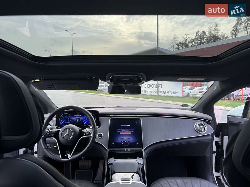 Седан Mercedes-Benz EQS 2022 в Киеве