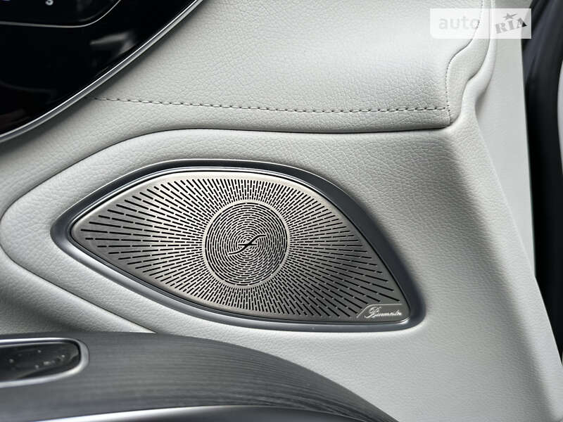 Седан Mercedes-Benz EQS 2022 в Львове