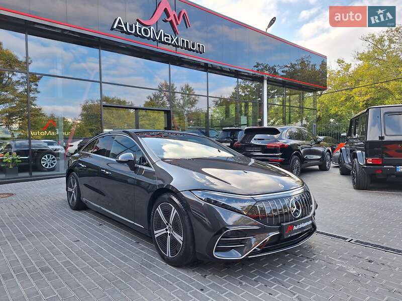 Седан Mercedes-Benz EQS 2022 в 