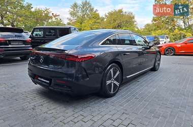 Седан Mercedes-Benz EQS 2022 в 