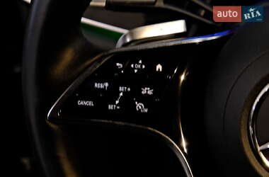 Седан Mercedes-Benz EQS 2023 в 
