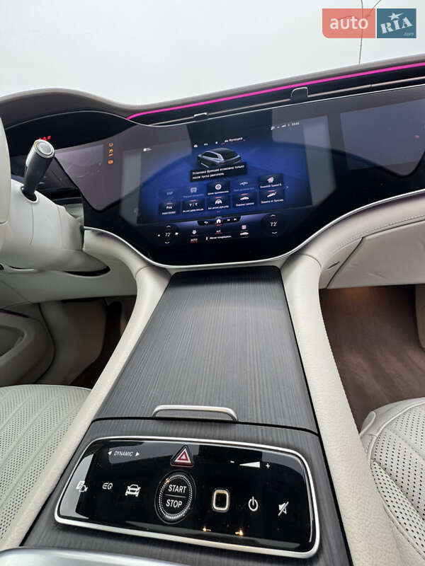 Седан Mercedes-Benz EQS 2022 в Киеве