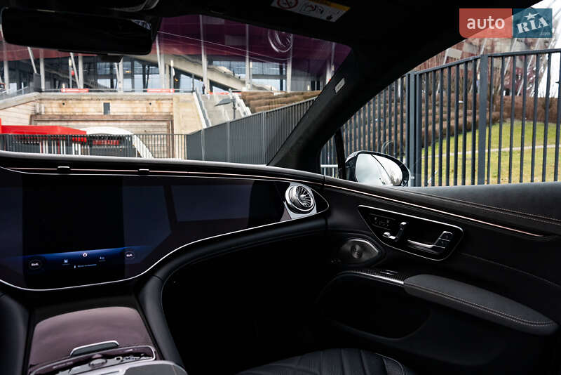 Седан Mercedes-Benz EQS 2022 в Киеве