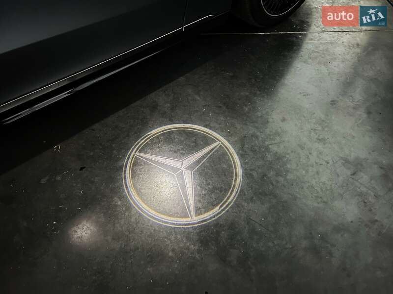 Седан Mercedes-Benz EQS 2022 в Луцке