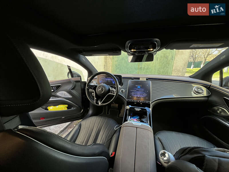 Седан Mercedes-Benz EQS 2022 в Дрогобыче