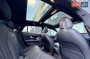 Седан Mercedes-Benz EQS 2022 в 