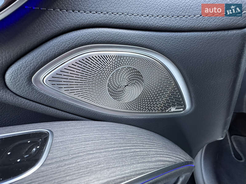 Седан Mercedes-Benz EQS 2022 в Львове