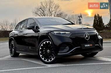 Седан Mercedes-Benz EQS 2023 в 