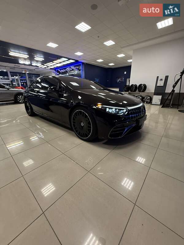 Седан Mercedes-Benz EQS 2022 в Кропивницком