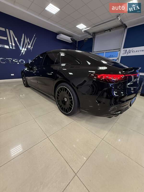 Седан Mercedes-Benz EQS 2022 в Кропивницком