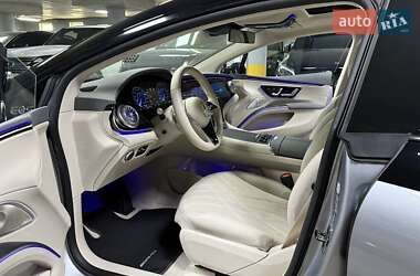 Седан Mercedes-Benz EQS 2022 в 