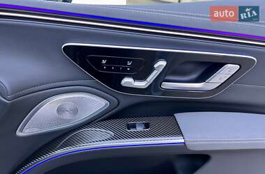Седан Mercedes-Benz EQS 2022 в 
