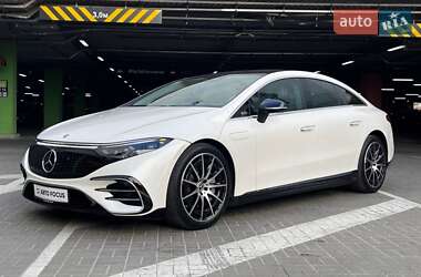 Седан Mercedes-Benz EQS 2022 в 