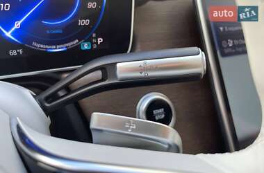 Седан Mercedes-Benz EQS 2022 в 
