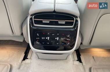 Седан Mercedes-Benz EQS 2022 в 