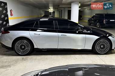 Седан Mercedes-Benz EQS 2022 в 