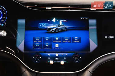 Седан Mercedes-Benz EQS 2022 в 