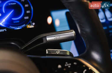 Седан Mercedes-Benz EQS 2022 в 