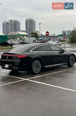 Седан Mercedes-Benz EQS 2022 в 
