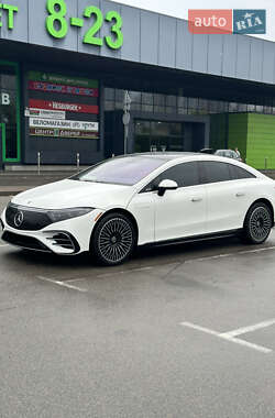 Седан Mercedes-Benz EQS 2022 в 