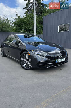 Седан Mercedes-Benz EQS 2022 в 