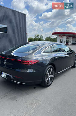 Седан Mercedes-Benz EQS 2022 в 