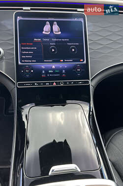 Седан Mercedes-Benz EQS 2022 в 