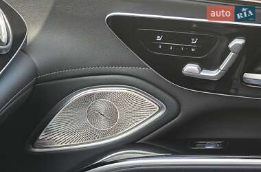 Седан Mercedes-Benz EQS 2022 в 
