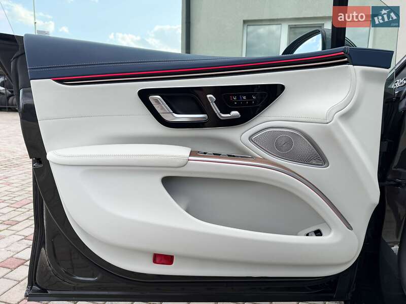 Седан Mercedes-Benz EQS 2022 в Луцьку