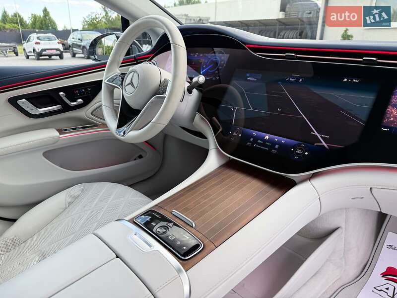 Седан Mercedes-Benz EQS 2022 в Луцьку