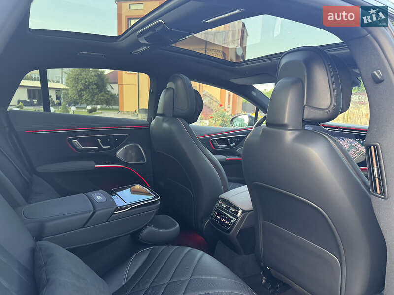 Седан Mercedes-Benz EQS 2023 в Львове