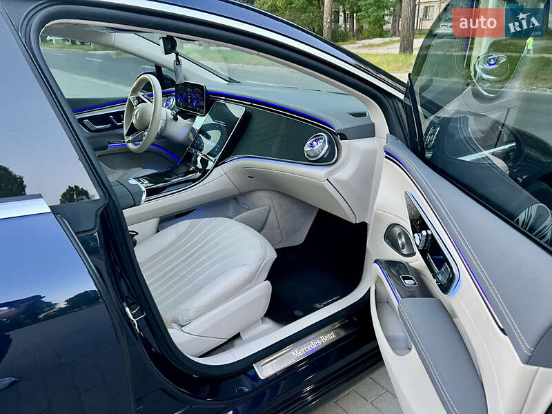 Седан Mercedes-Benz EQS 2022 в Кременчуці