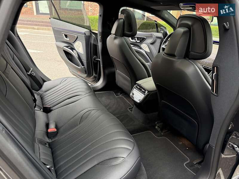 Седан Mercedes-Benz EQS 2021 в Киеве