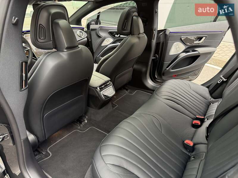 Седан Mercedes-Benz EQS 2021 в Киеве