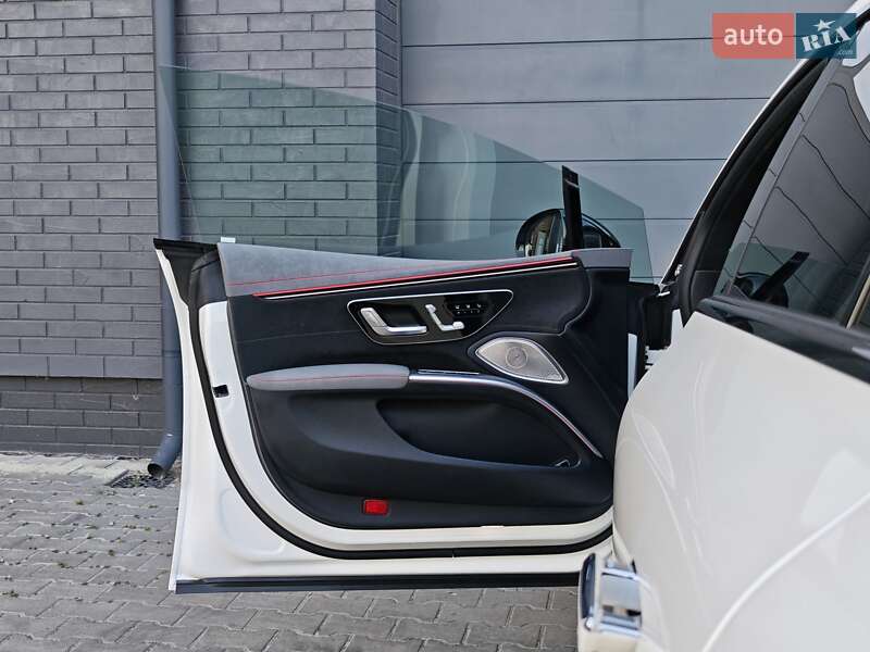 Седан Mercedes-Benz EQS 2022 в Луцке