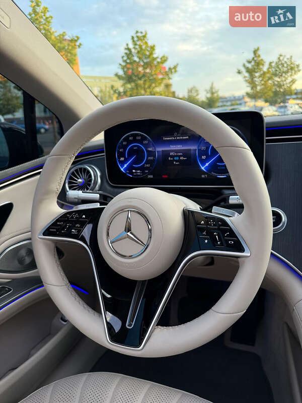 Седан Mercedes-Benz EQS 2022 в Луцке