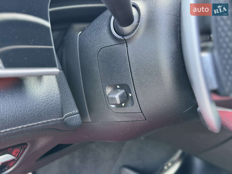 Седан Mercedes-Benz EQS 2022 в Киеве