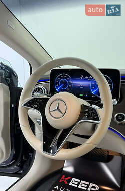 Седан Mercedes-Benz EQS 2022 в 