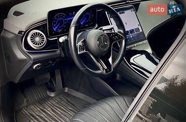 Седан Mercedes-Benz EQS 2022 в 